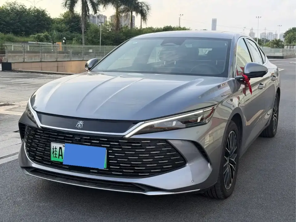 BYD Qin L DM-i Smart Drive Edition 120KM Excellence Type 2025