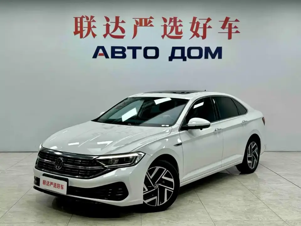 Volkswagen Sagitar Model Year 200TSI DSG Surpass Edition 2023