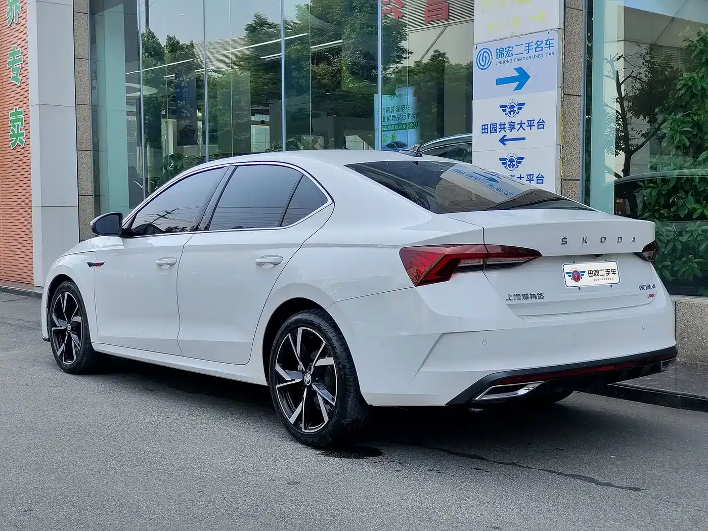 Skoda Octavia PRO TSI280 DSG Premium Edition 2021 — фото 5