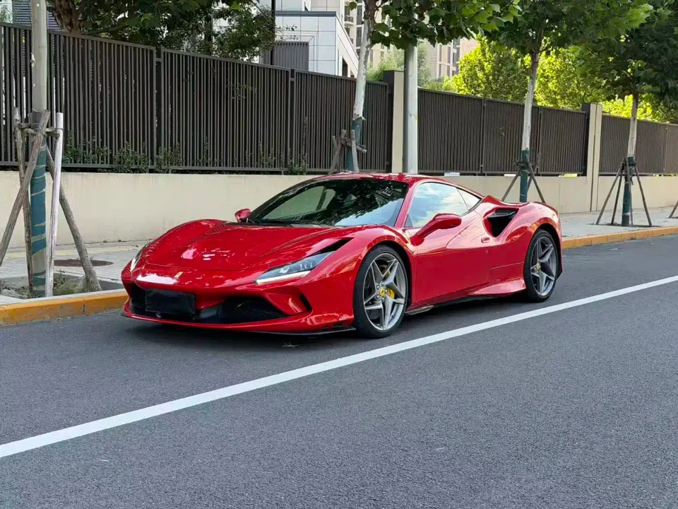 Ferrari F8 Tributo 3.9T V8 2021