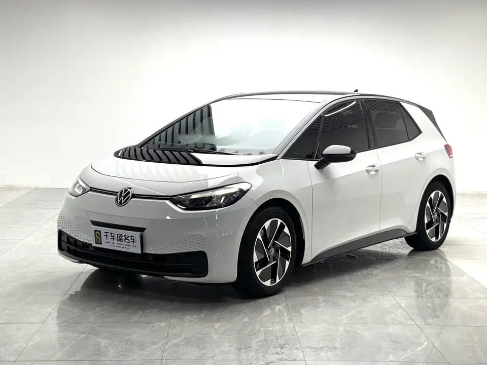 Volkswagen ID.3 Smart Outstanding Edition 2024