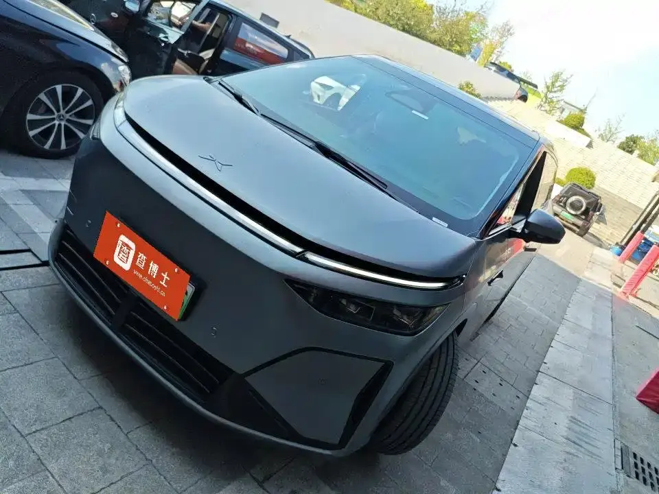XPeng X9 Extended Range Edition 2025