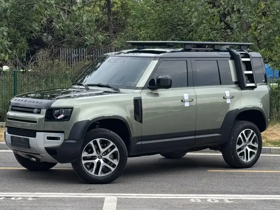 Land Rover Defender Model 90 3.0T P400 Dark Special Edition 2022