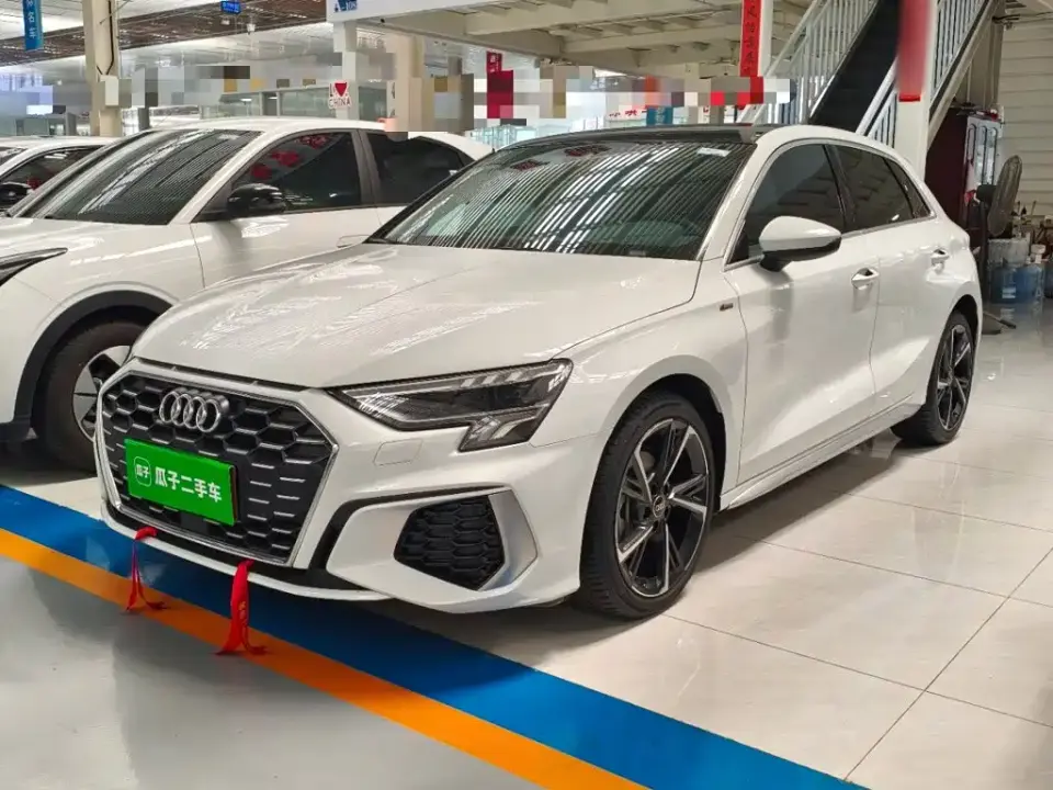 Audi A3 Model Sportback 35 TFSI Fashion Sport 2024