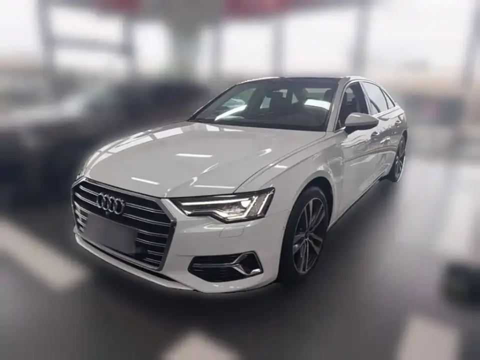 Audi A6L 45 TFSI Premium Elegance 2025