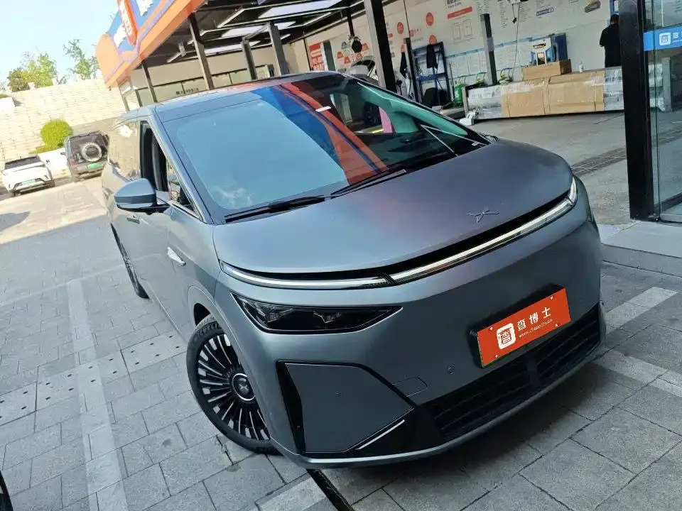 XPeng X9 Extended Range Edition 2025