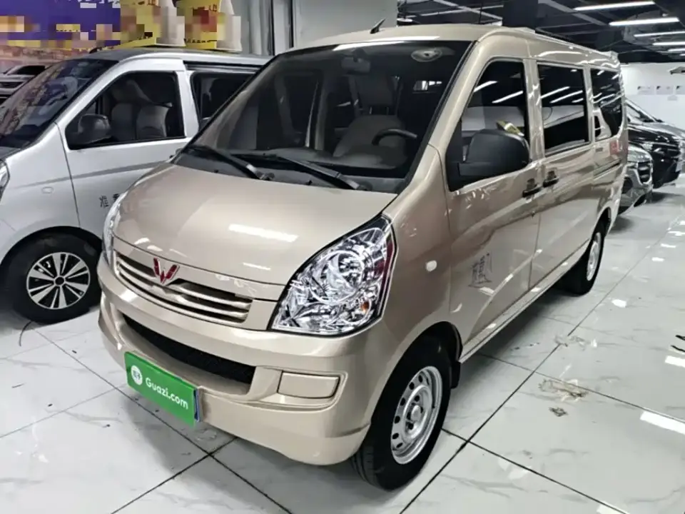 Wuling Motors Wuling Rongguang S 1.5L Base 5/7 Seater 2024