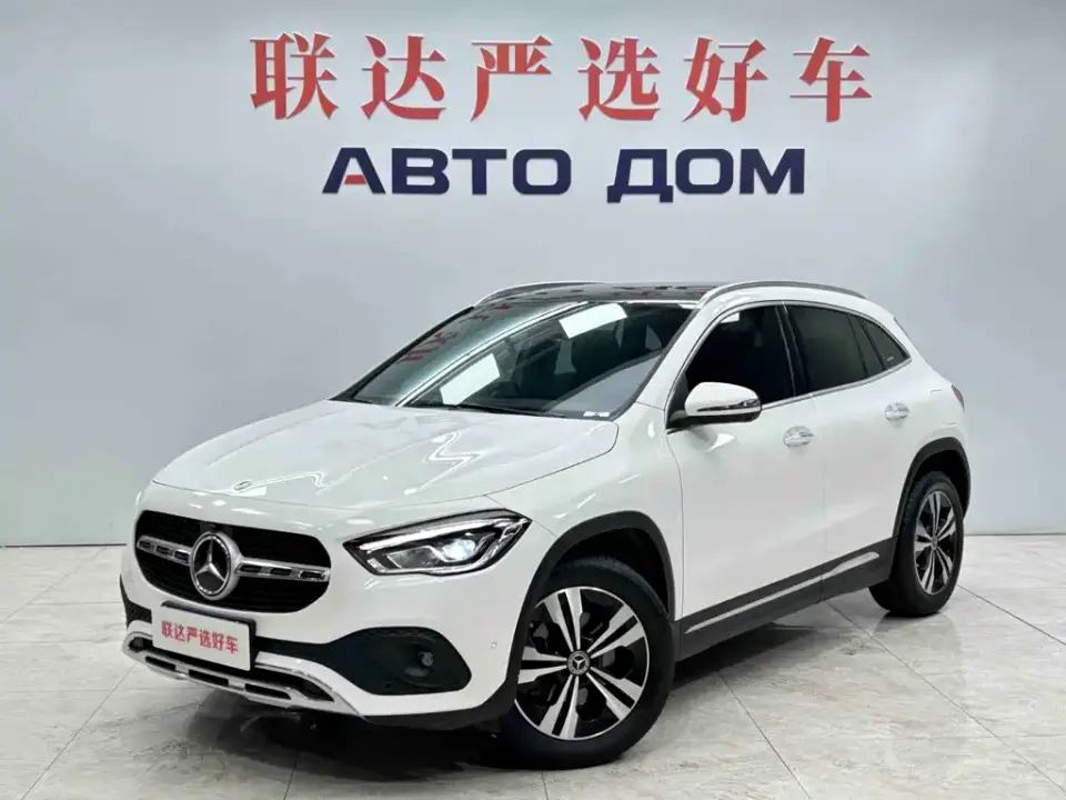 Mercedes-Benz GLA-Class Model GLA 200 2021
