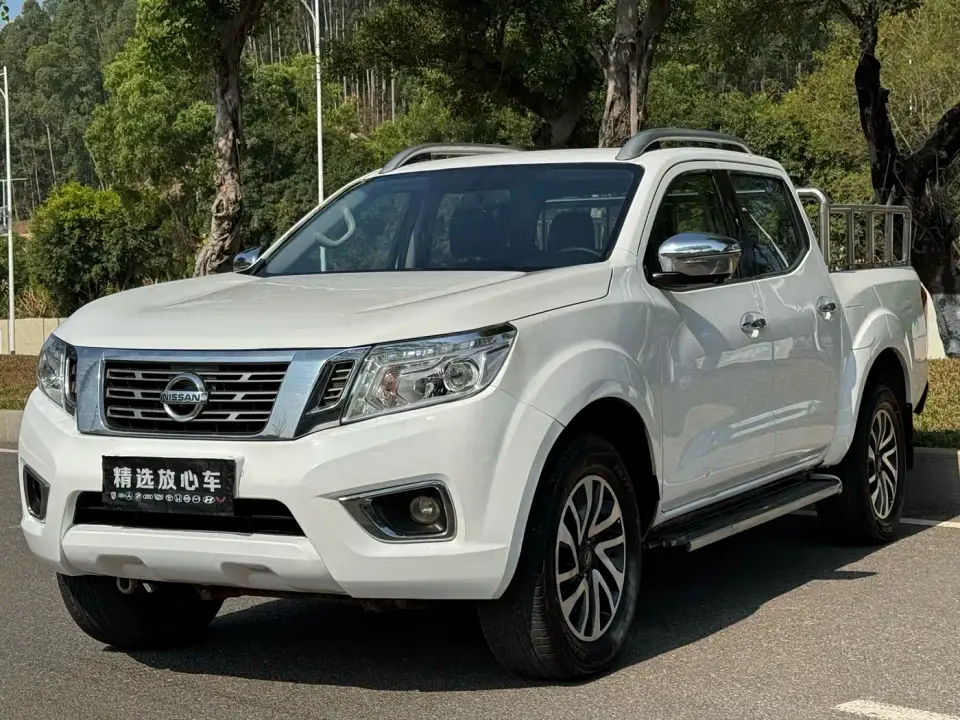 Nissan Navara 2.5L Automatic 4WD Premium QR25 2022