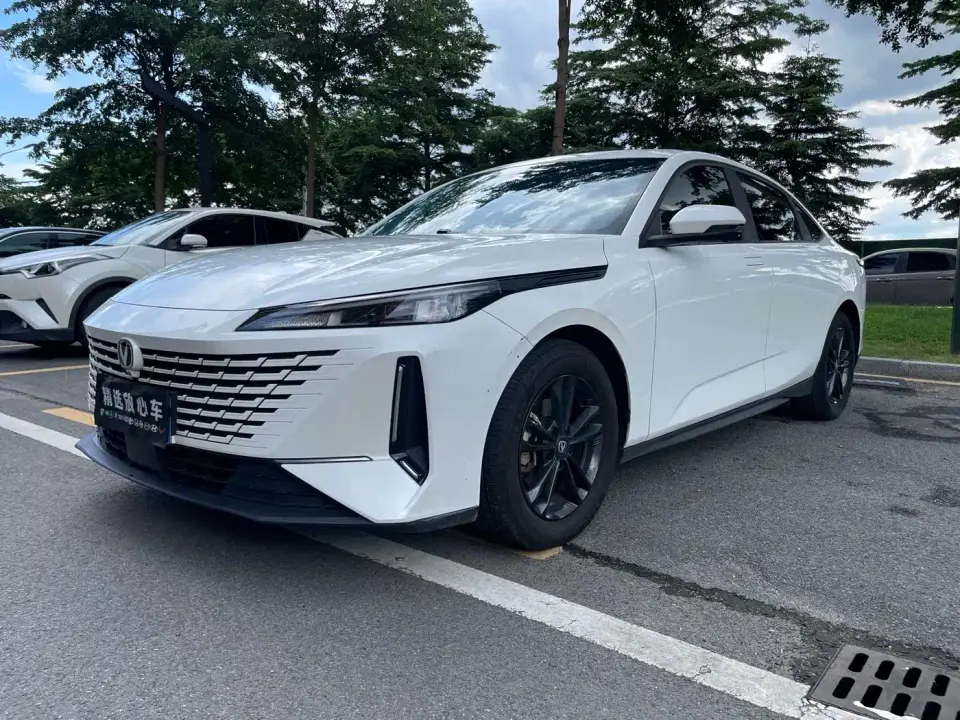 Changan Yida Blue Whale NE 1.5T GDI DCT Premium 2024
