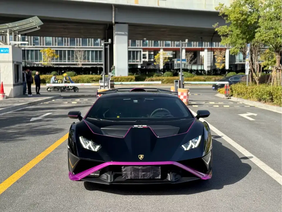 Lamborghini Huracán Huracán STO 2022