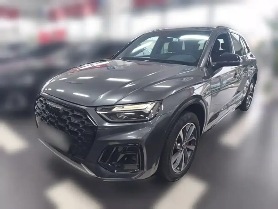 Audi Q5L Model 40 TFSI Luxury Dynamic 2024