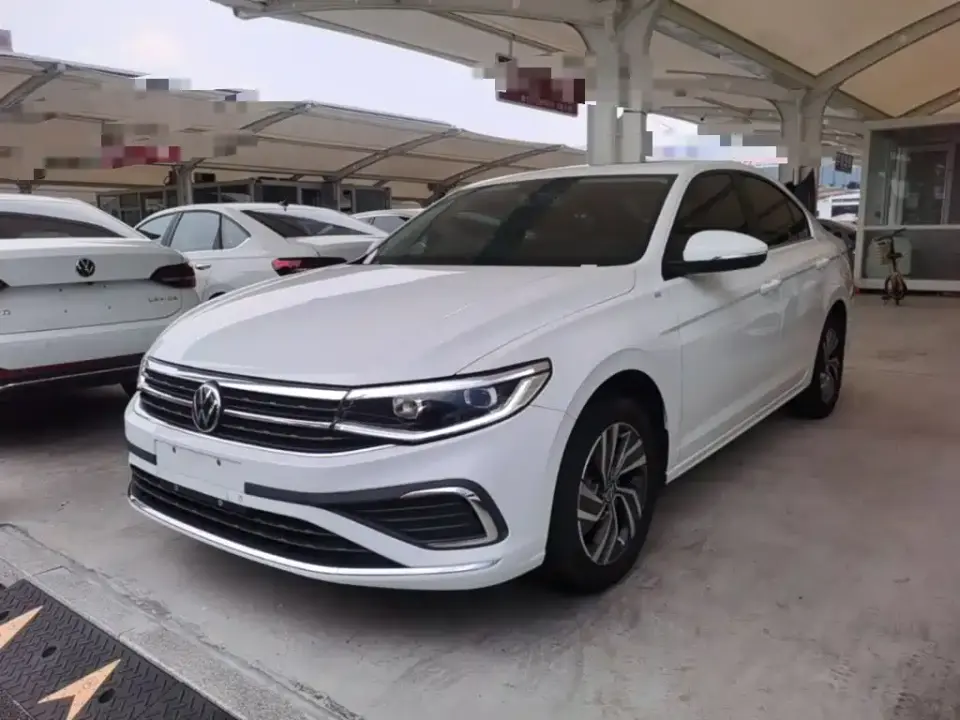 Volkswagen Bora 200TSI DSG Joy Ride Navigation Edition 2025
