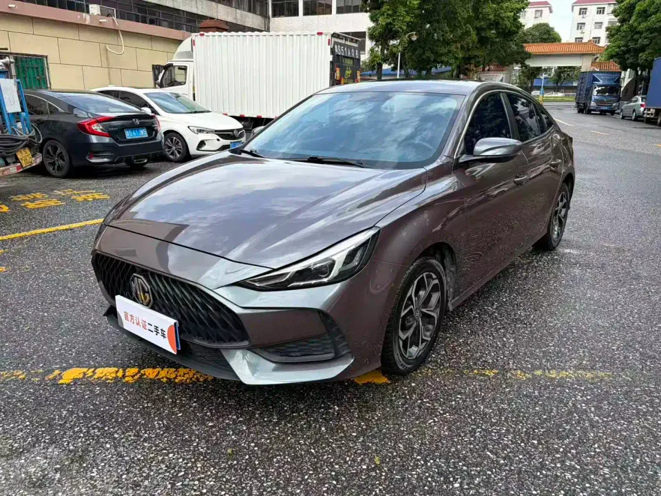 MG MG5 180DVVT Manual Youth Style Edition 2022