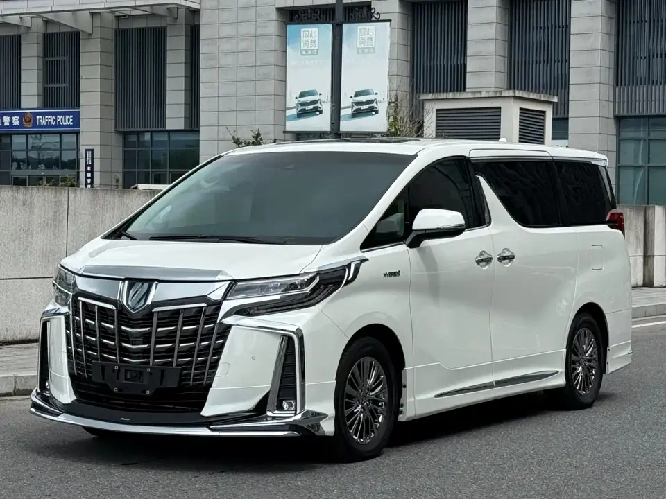 Toyota Alphard Hybrid 2.5L Premium 2022