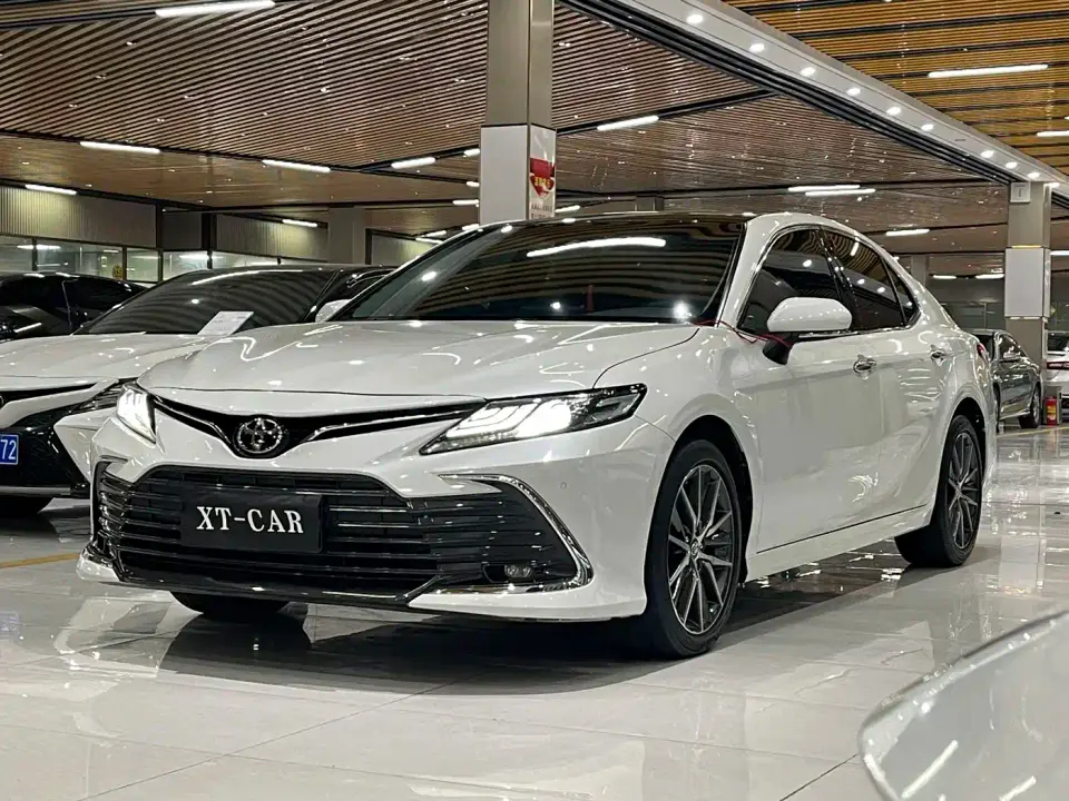 Toyota Camry 2.5G Luxury Edition 2023