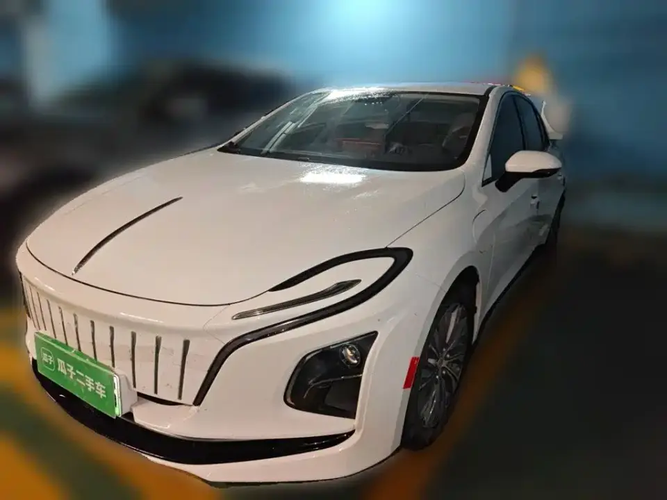 Hongqi E-QM5 620km PLUS 2023