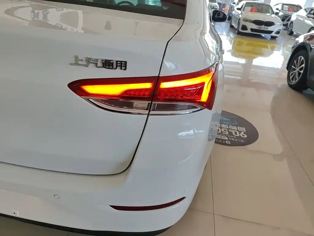 Buick Excelle Facelift Exemplar 1.5L Auto Progressive 2022 — фото 8