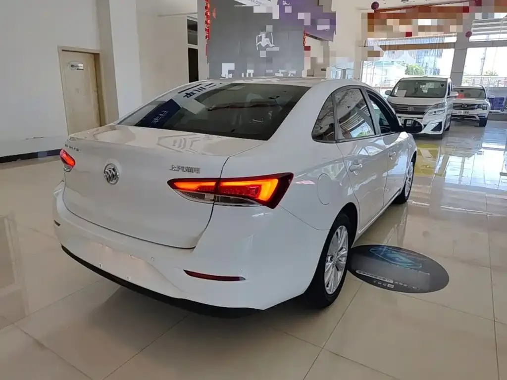 Buick Excelle Facelift Exemplar 1.5L Auto Progressive 2022 — фото 7