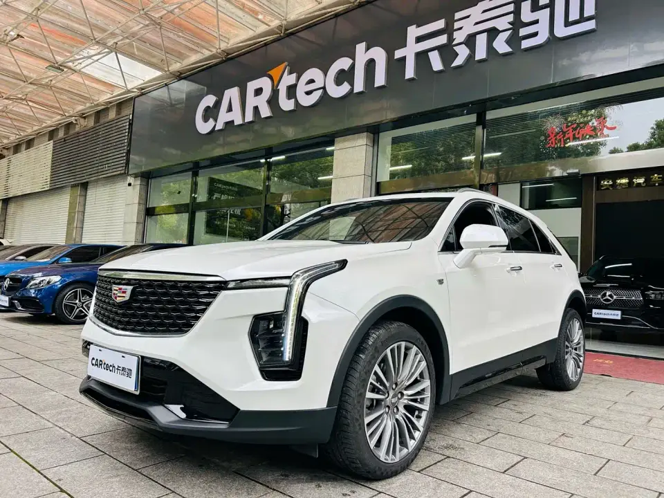 Cadillac XT4 28T 2WD Premium 2024