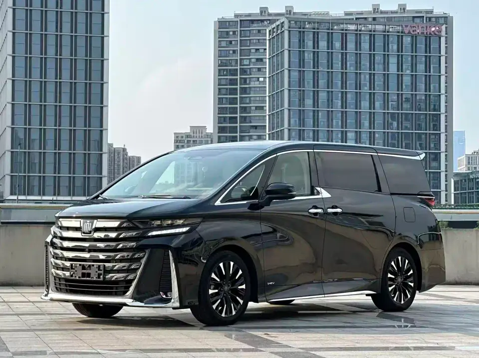 Toyota Vellfire Crown Hybrid 2.5L Premium Edition 2024