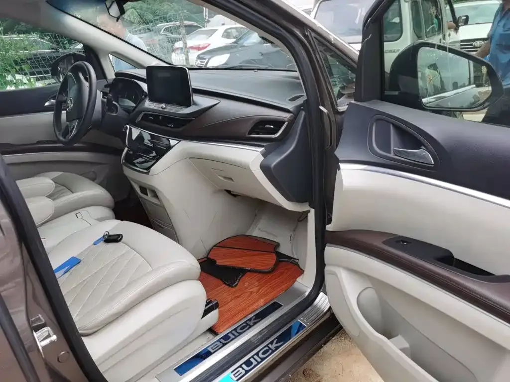 Buick GL8 Land Business Class 652T Comfort 2022 — фото 20