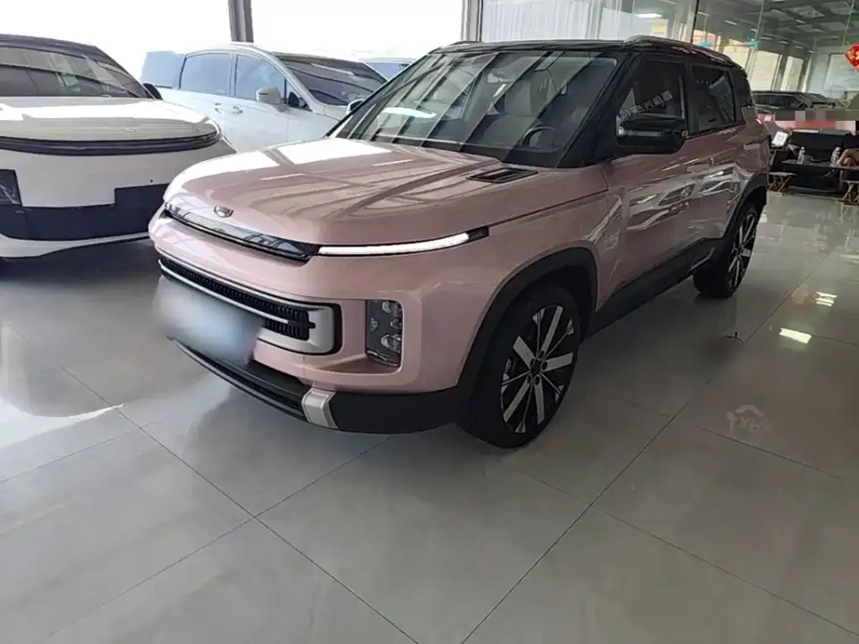 Geely ICON Model 1.5TD Chocolate Deluxe Edition 2023