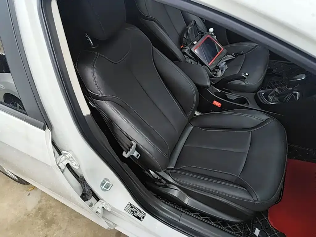 Buick Excelle Facelift Exemplar 1.5L Auto Progressive 2022 — фото 25