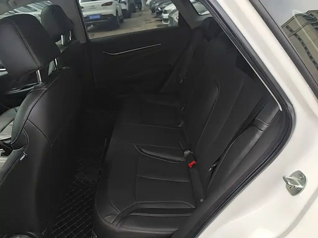 Buick Excelle Facelift Exemplar 1.5L Auto Progressive 2022 — фото 17