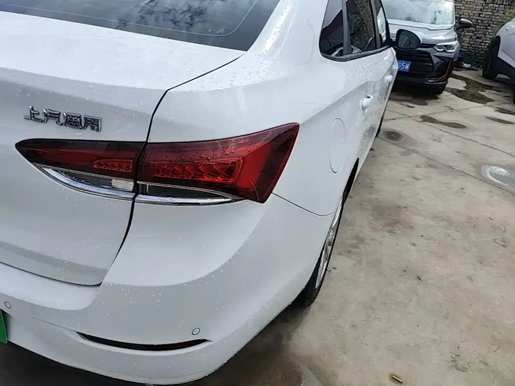 Buick Excelle Facelift Exemplar 1.5L Auto Progressive 2022 — фото 8