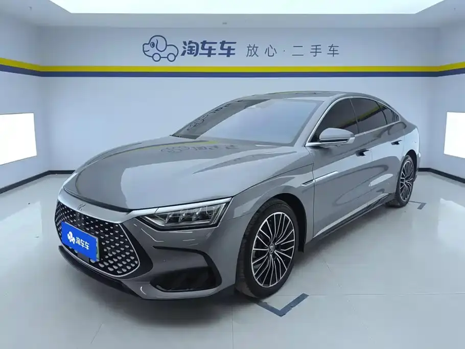 BYD Han DM-i 121KM Prestige 2023