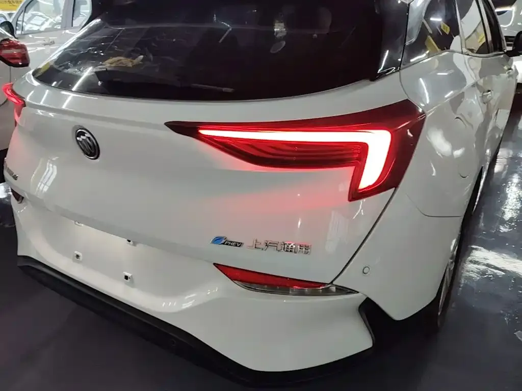 Buick Velite 6 Plug-in Hybrid Connected Fashion Edition 2022 — фото 7