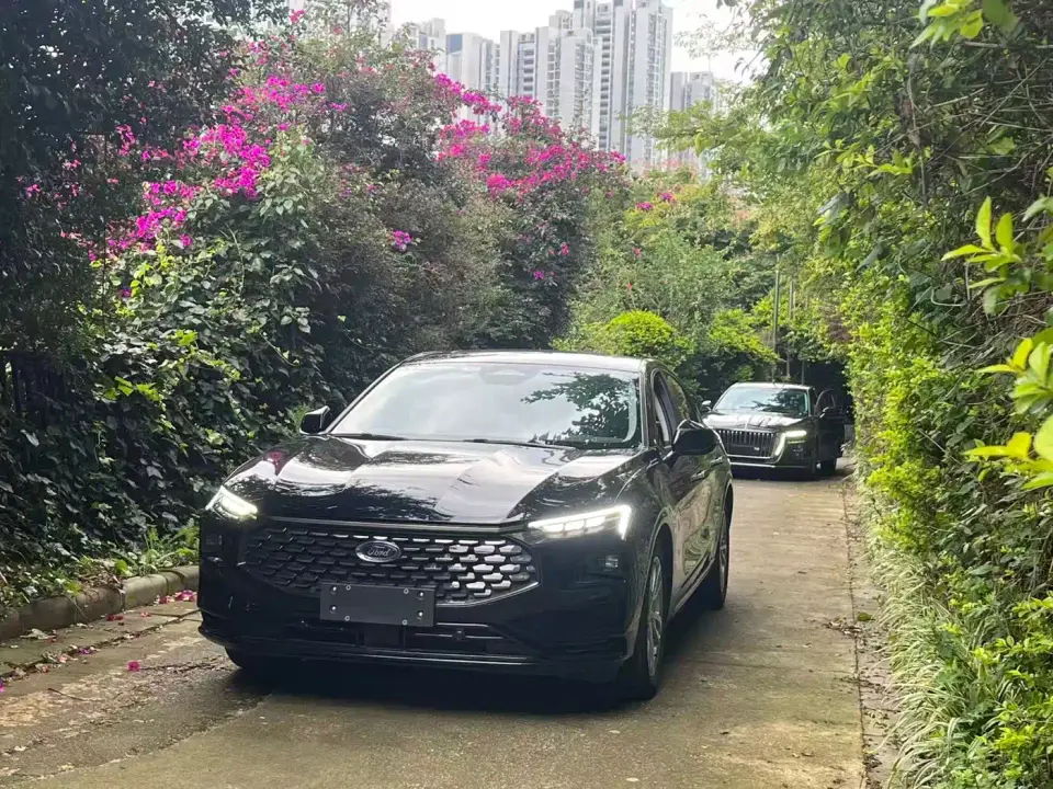 Ford Mondeo EcoBoost 245 Fashion Edition 2022