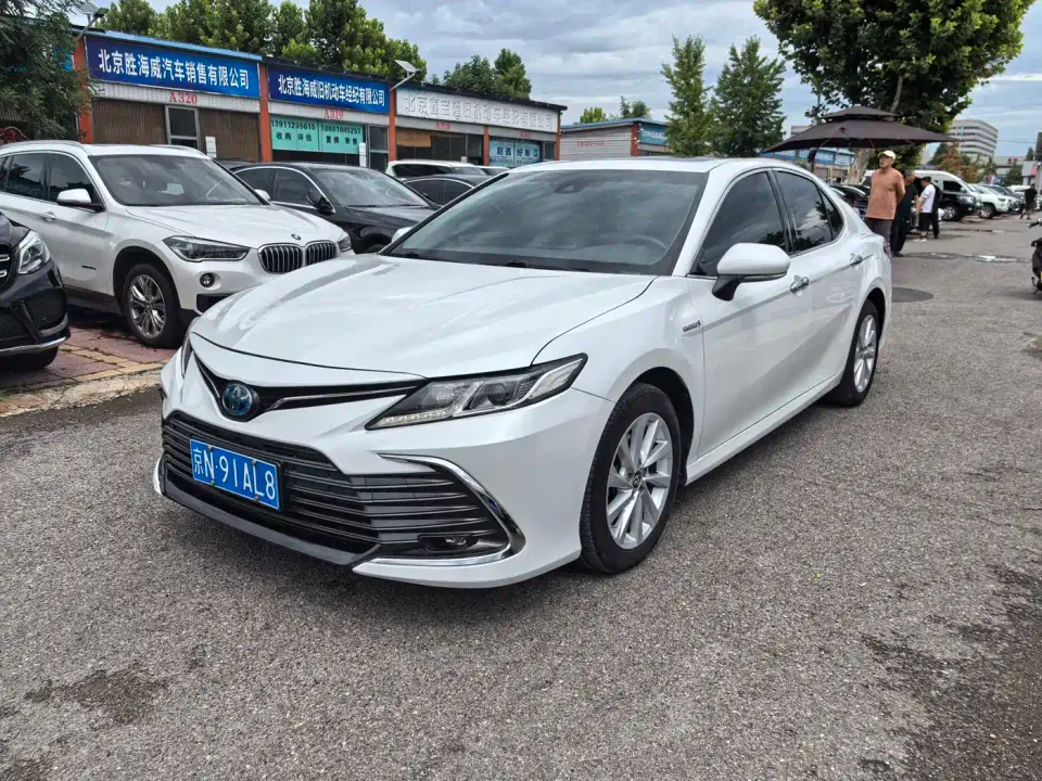 Toyota Camry Hybrid 2.5HGVP Leading Edition 2021