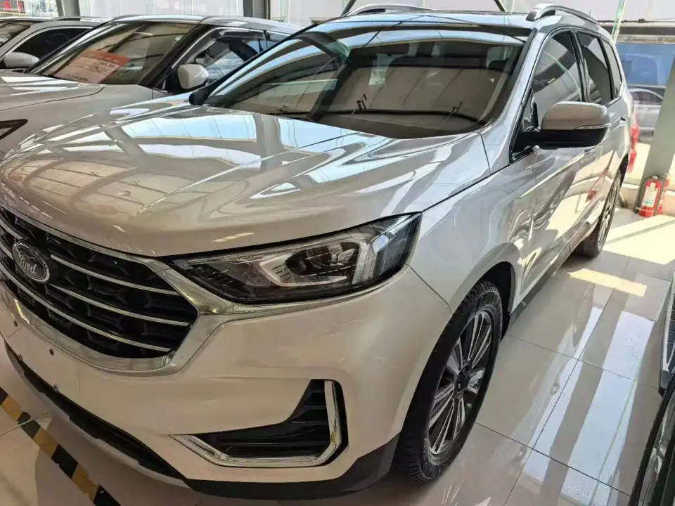 Ford Edge PLUS EcoBoost 245 AWD Platinum Sharp 7-Seater 2022