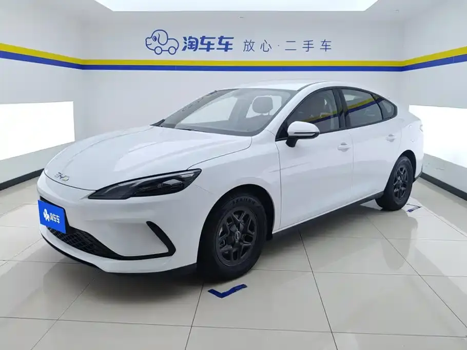 BYD Hai Bao 05 DM-i DM-i Smart Drive Edition 55KM Luxury 2025