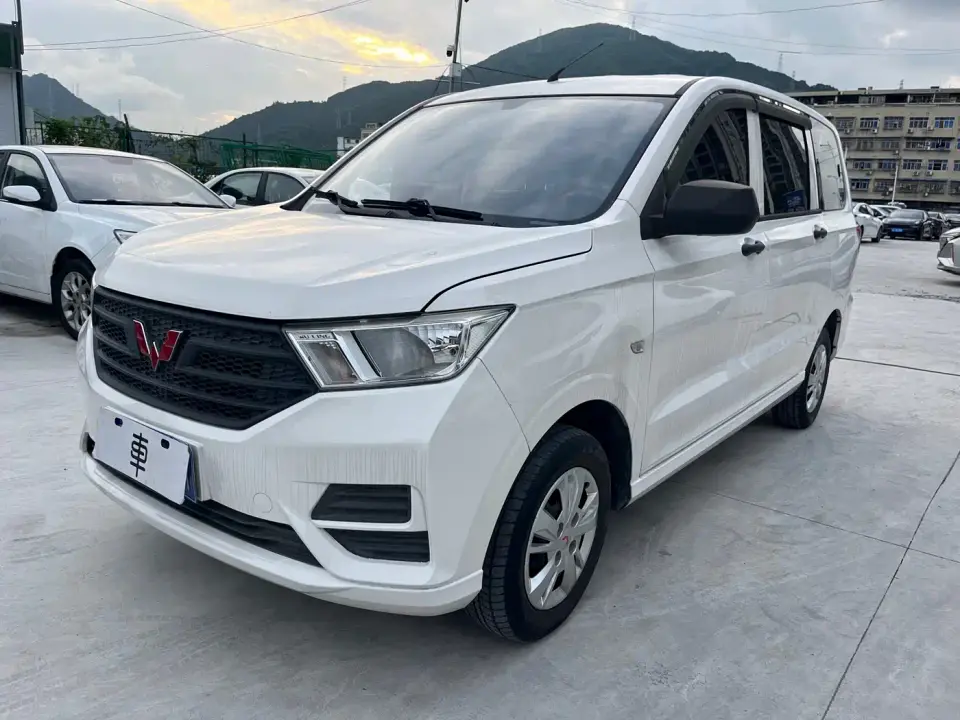 Wuling Motors Wuling Hongguang 1.2L S Basic China VI LSI 2021