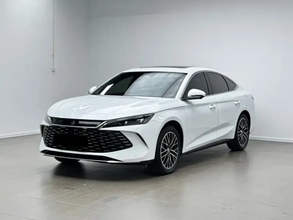 BYD Qin L DM-i Smart Drive Edition 120KM Excellence Type 2025