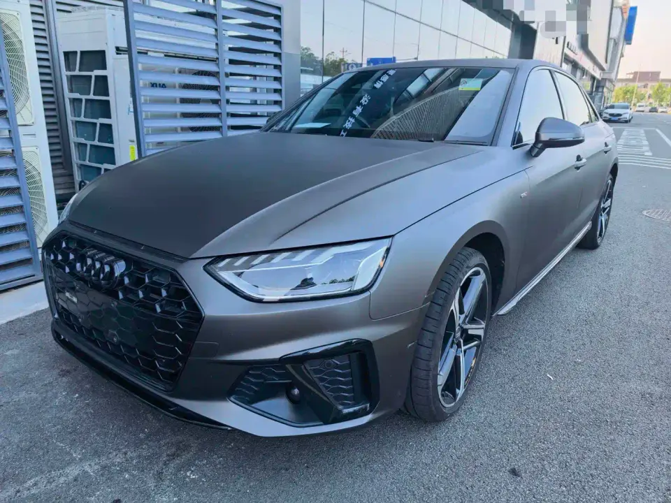 Audi A4L 40 TFSI Luxury Dynamic 2024