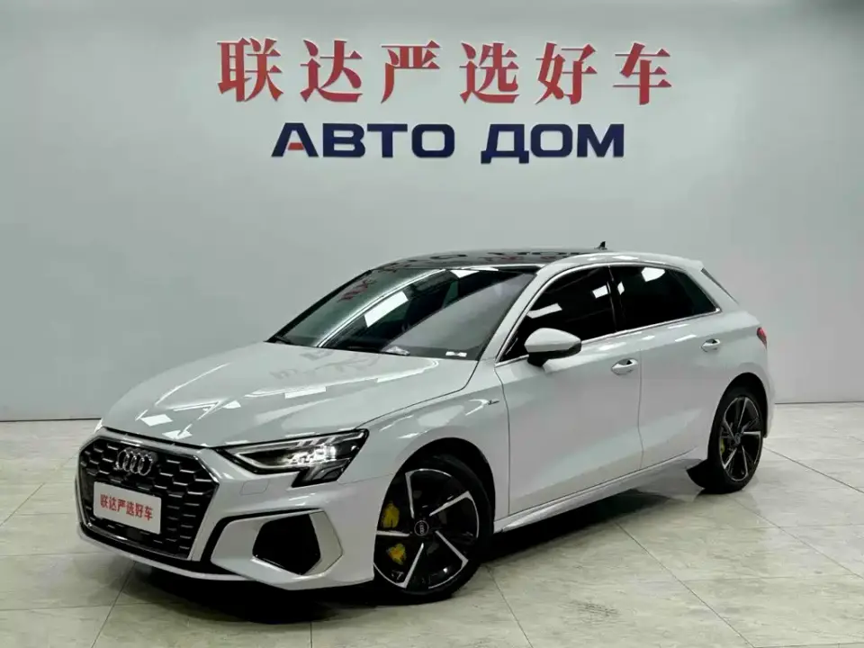 Audi A3 Facelift Sportback 35 TFSI Fashion Sport 2023