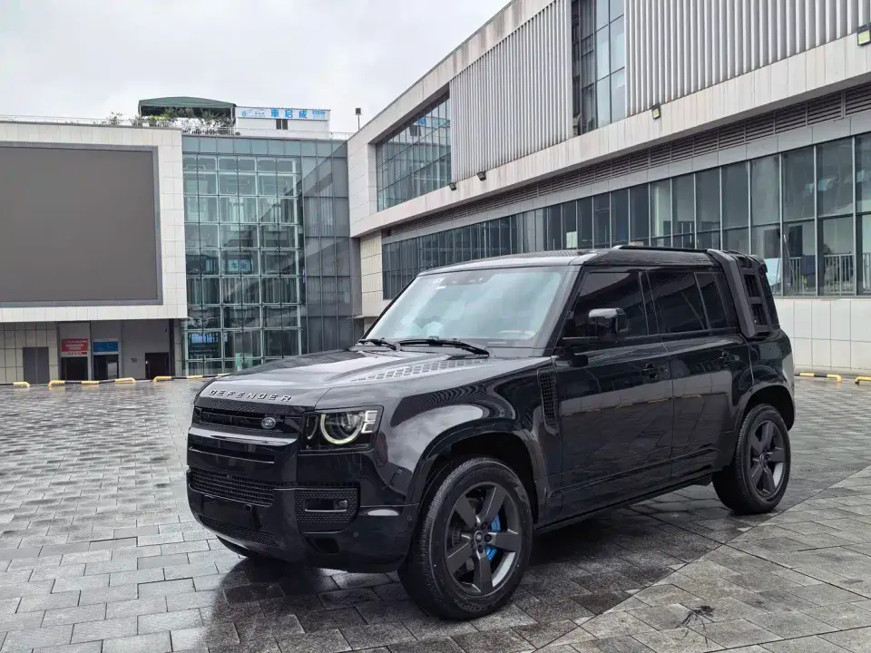 Land Rover Defender 110 3.0T P400 X-DYNAMIC HSE 2024