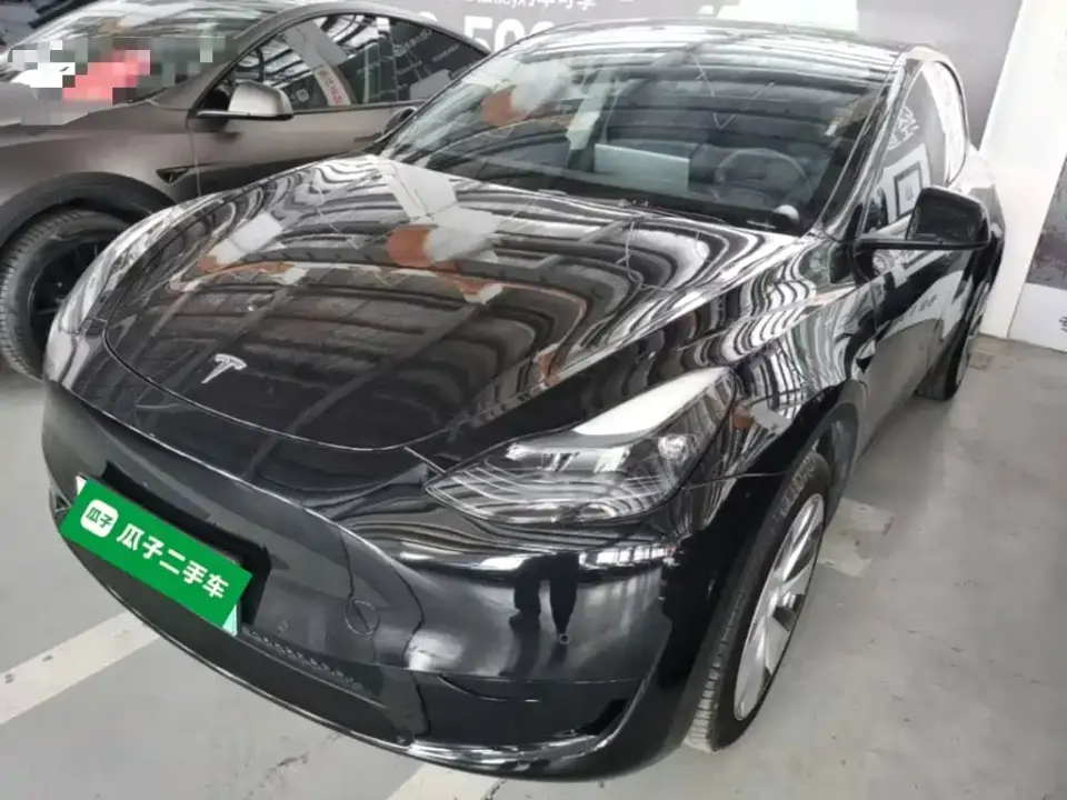 Tesla Model Y Facelift Rear-Wheel Drive Version 2023