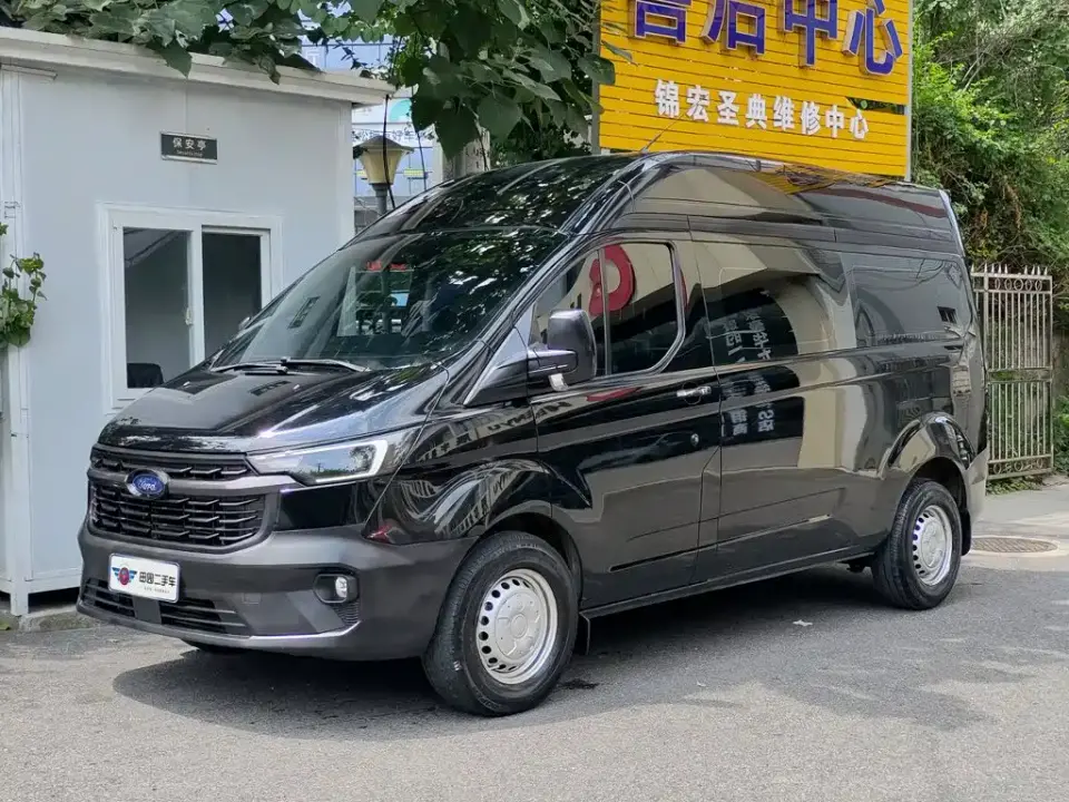 Ford Transit Model 2.0T Diesel Automatic Multi-purpose Commercial Vehicle Medium Wheelbase Medium Roof 5/6 Seater 2023