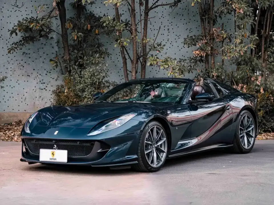 Ferrari 812 6.5L GTS 2023