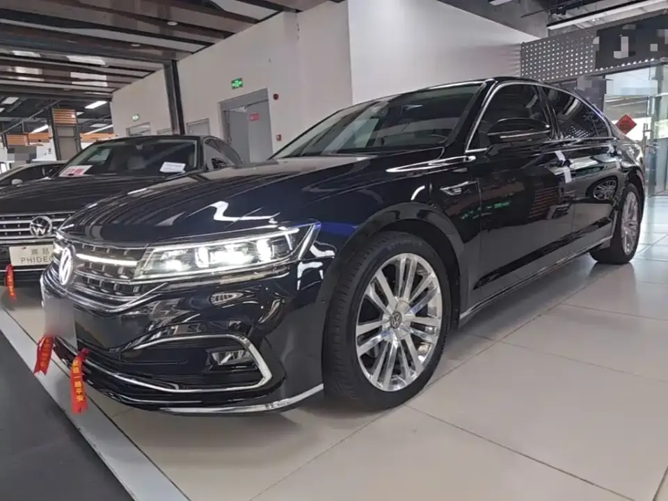 Volkswagen Phideon 380TSI Premium Edition 2023