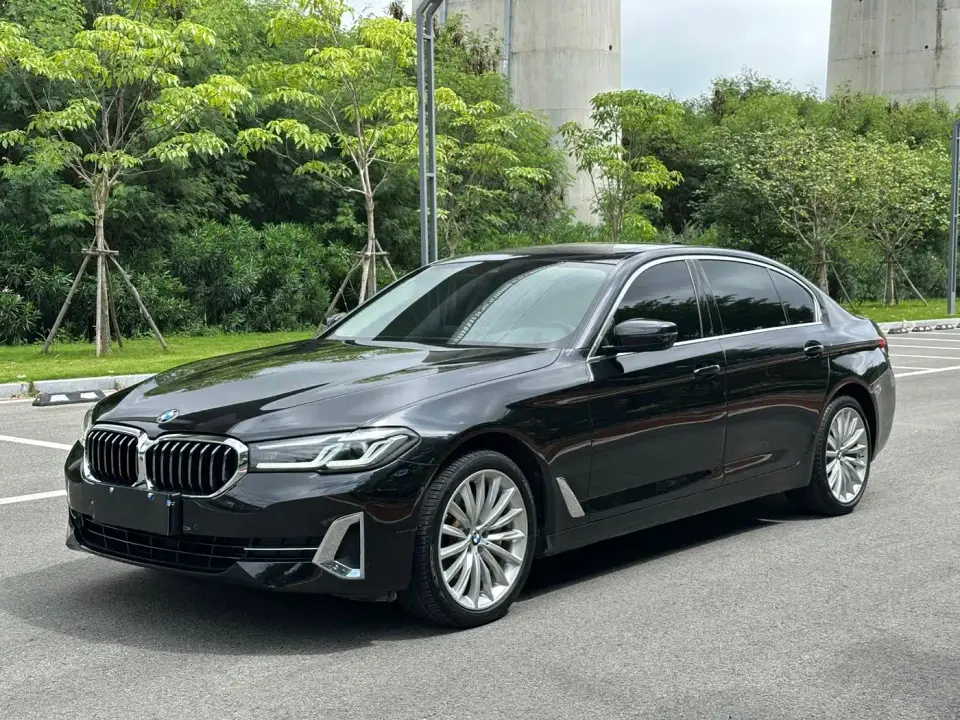 BMW 5 Series Facelift 530Li Premium Luxury Package 2023