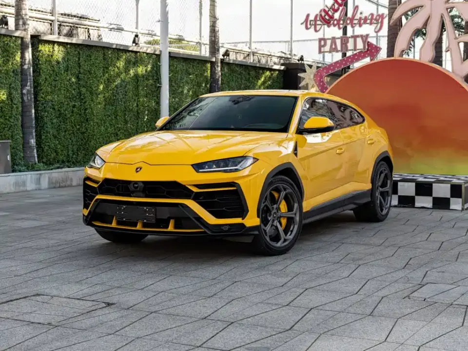 Lamborghini Urus 4.0T V8 2023