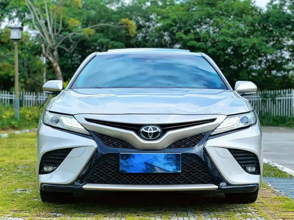 Toyota Camry 2.0S Stylish (China V) 2020