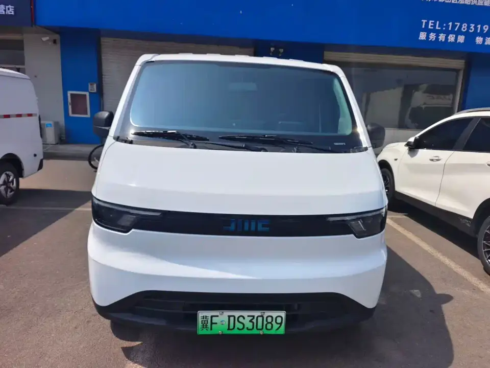 Jiangling E-Fushun Model Blind Window Version 53.58kWh Medium Wheelbase Low Roof 3.5-ton 2025