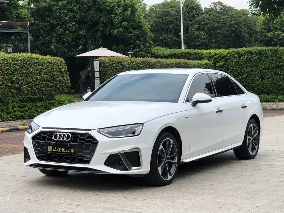 Audi A4L 40 TFSI Fashion Dynamic 2022